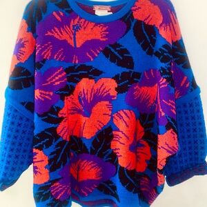 Chaco Women's Blue Floral Sweater